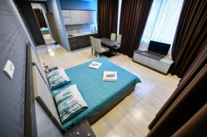 La Casa Apartments